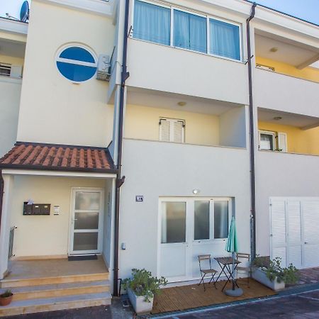 Apartment Belisima Πόρετς Εξωτερικό φωτογραφία